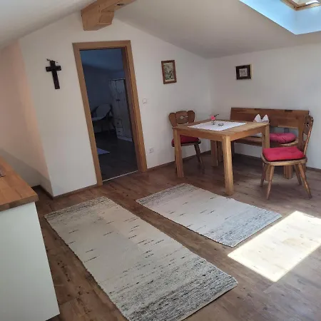Ertlhof Apartamento *
